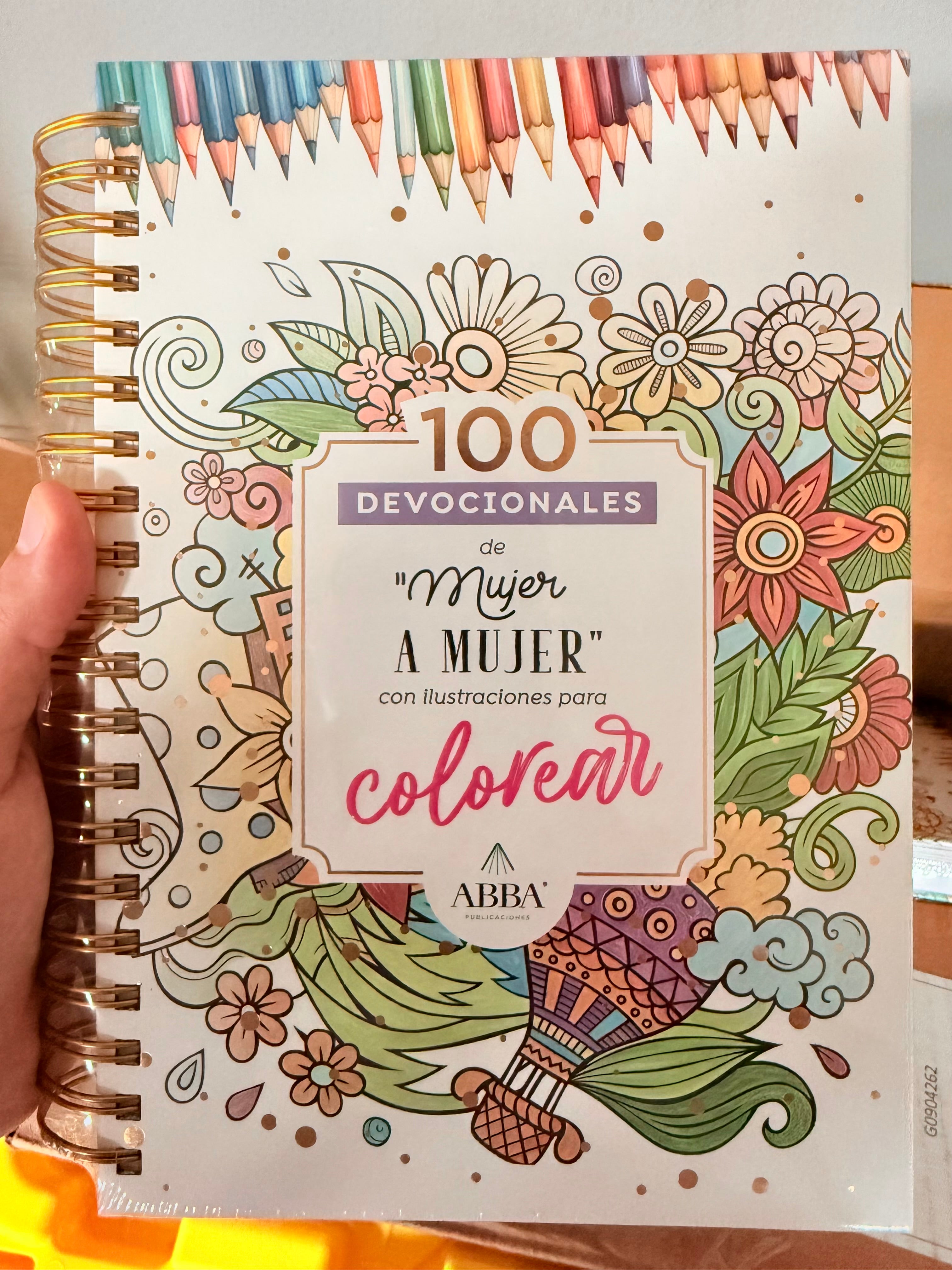 100 Devocionales de "Mujer a Mujer" (con ilustraciones para colorear)